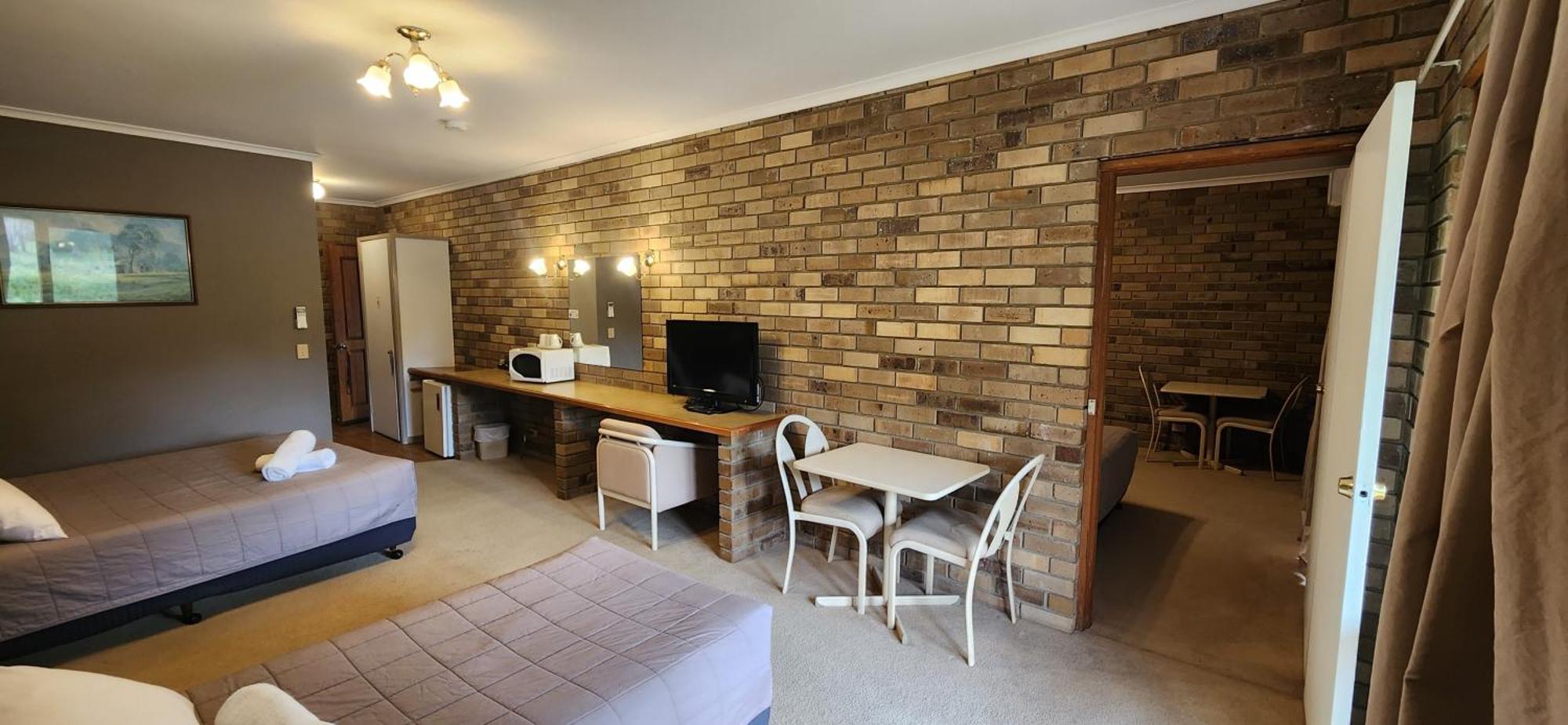 Magdala Motor Lodge & Lakeside Restaurant Stawell Esterno foto