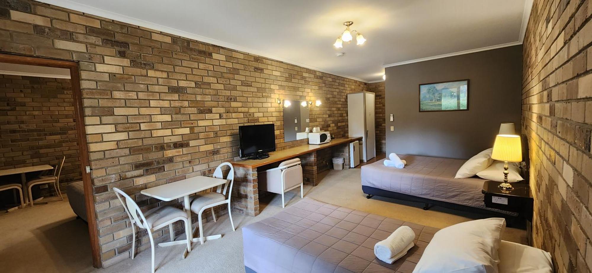 Magdala Motor Lodge & Lakeside Restaurant Stawell Esterno foto