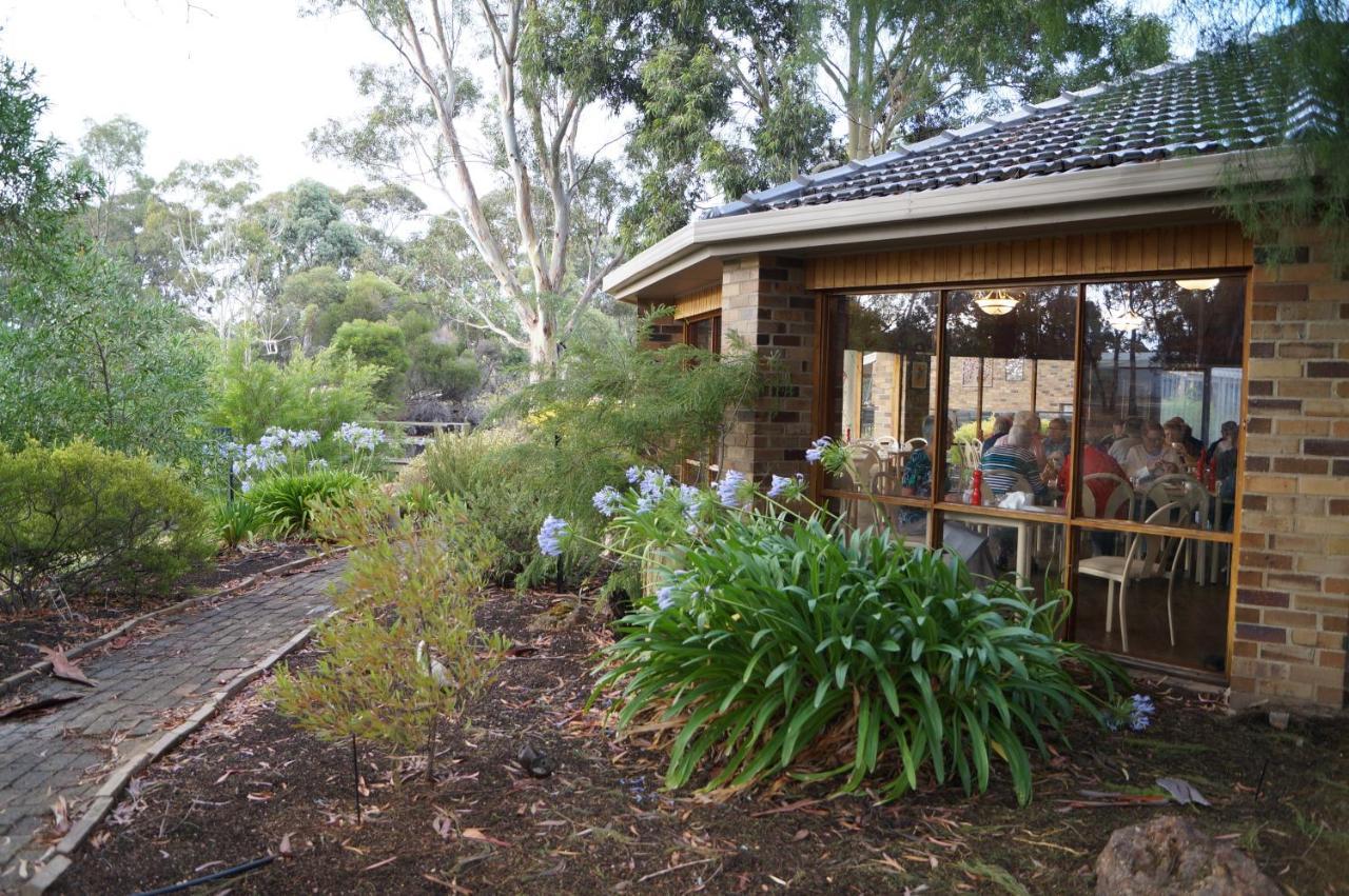 Magdala Motor Lodge & Lakeside Restaurant Stawell Esterno foto