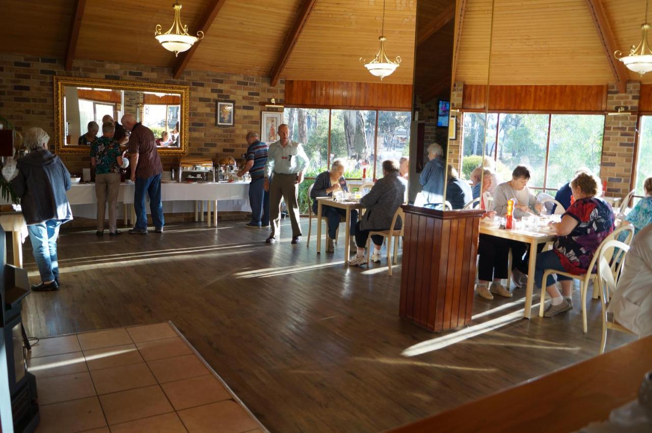 Magdala Motor Lodge & Lakeside Restaurant Stawell Esterno foto